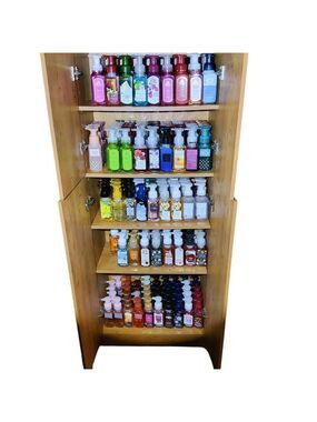 2 BATH AND BODY WORKS FOAMING HAND SOAPS